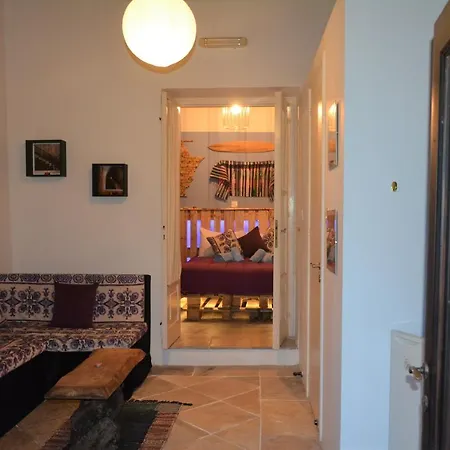 Daire View Traditional *