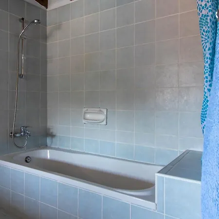 Daire View Traditional *