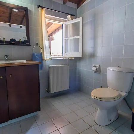 Daire View Traditional *