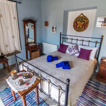 View Traditional Apartment