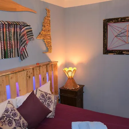 View Traditional Калавасос