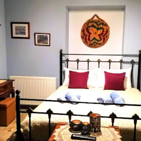 View Traditional Апартаменты