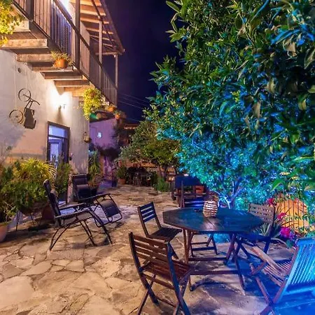 View Traditional * Калавасос