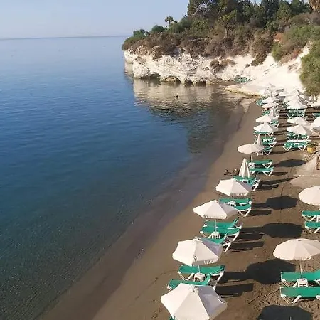 View Traditional Калавасос