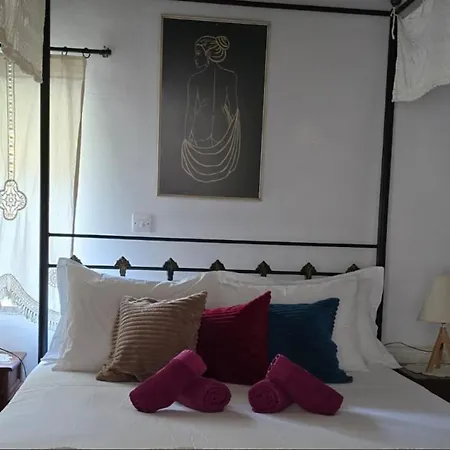 View Traditional Καλαβασός