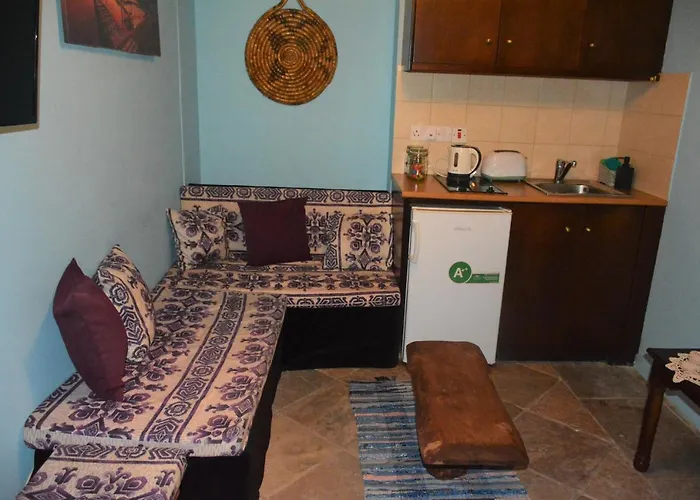 View Traditional * Kalavasos